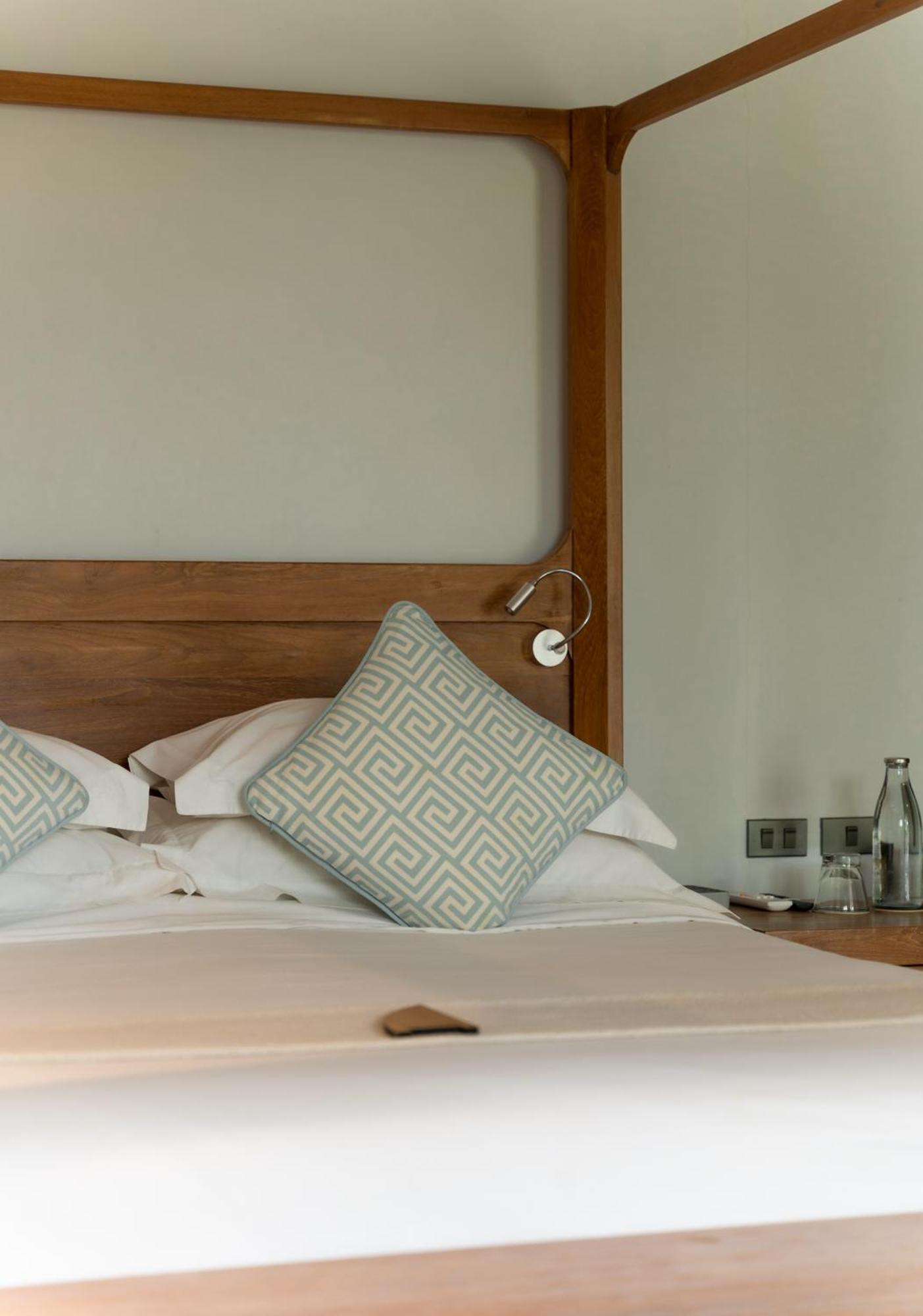 The Cove Hotel Panwa Beach Kültér fotó